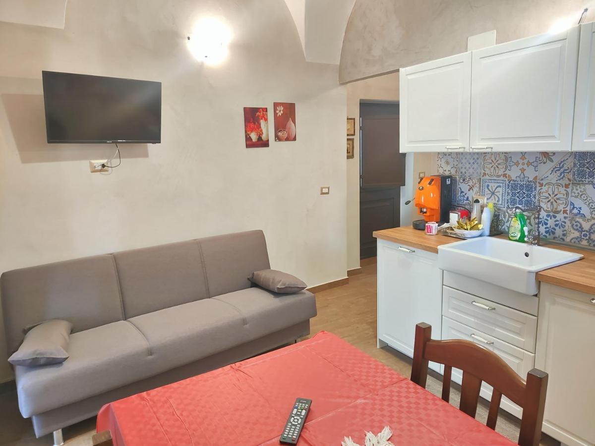 Pantaleone Holiday House Appartement Catánia Buitenkant foto