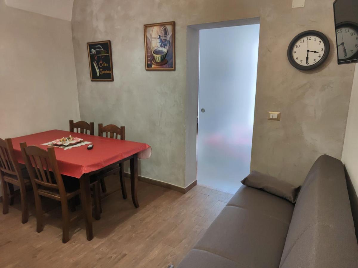 Pantaleone Holiday House Appartement Catánia Buitenkant foto