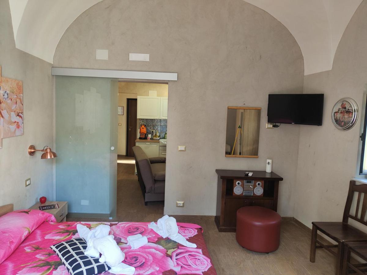Pantaleone Holiday House Appartement Catánia Buitenkant foto